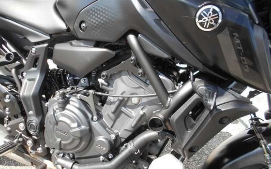Gebrauchtmotorrad Yamaha MT-07 - Bild 3