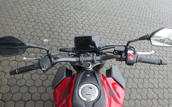 Gebrauchtmotorrad Honda CB125R - Bild 10