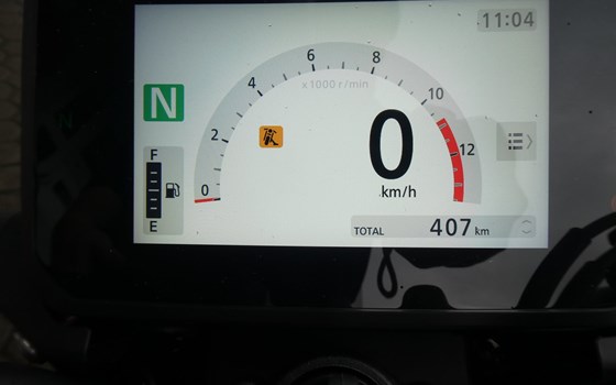 Gebrauchtmotorrad Honda CB125R - Bild 11