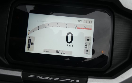 Gebrauchtmotorrad Honda Forza 125 - Bild 12