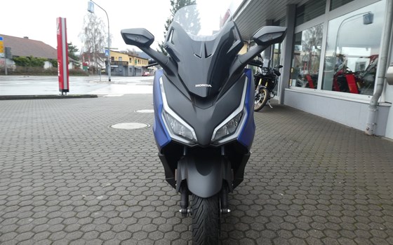 Gebrauchtmotorrad Honda Forza 125 - Bild 4