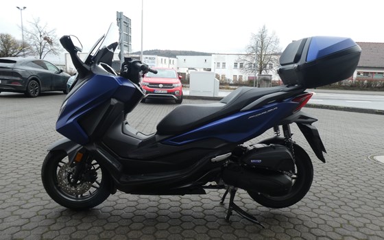 Gebrauchtmotorrad Honda Forza 125 - Bild 6