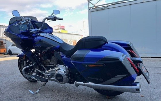 Gebrauchtmotorrad Harley-Davidson CVO Road Glide FLTRXSE - Bild 12