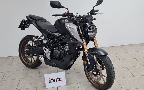 Gebrauchtmotorrad Honda CB125R - Bild 1