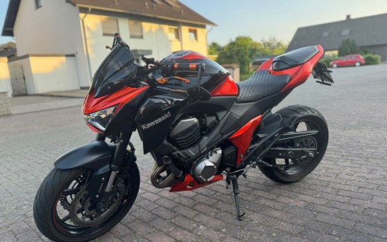 Gebrauchtmotorrad Kawasaki Z 800 - Bild 1