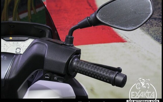 Gebrauchtmotorrad Aprilia SXR 50 - Bild 17