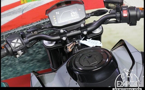 Gebrauchtmotorrad KTM 790 Duke - Bild 10