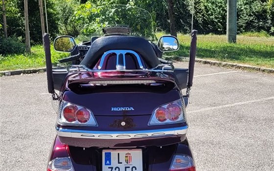 Gebrauchtmotorrad Honda GL 1800 Goldwing - Bild 6