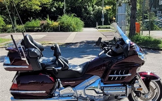 Gebrauchtmotorrad Honda GL 1800 Goldwing - Bild 8