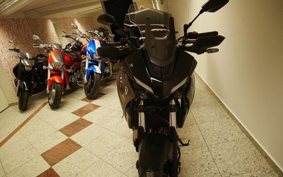 Gebrauchtmotorrad Yamaha Tracer 7 - Bild 3