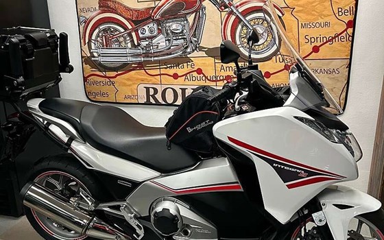 Gebrauchtmotorrad Honda Integra - Bild 2