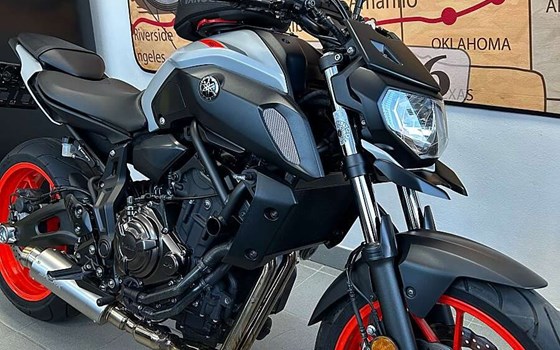 Gebrauchtmotorrad Yamaha MT-07 - Bild 3