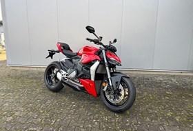 Ducati Streetfighter V2