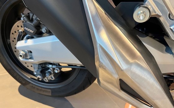 Gebrauchtmotorrad Honda Forza 750 - Bild 12