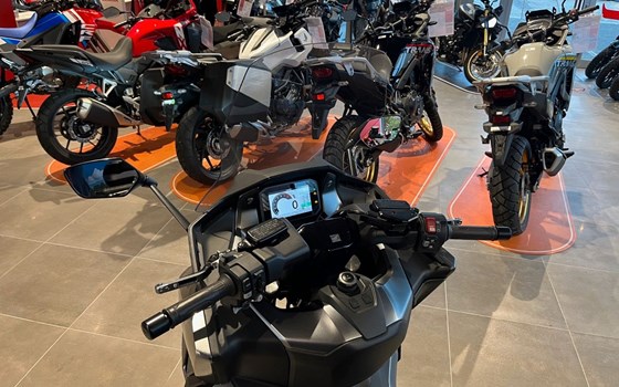 Gebrauchtmotorrad Honda Forza 750 - Bild 7