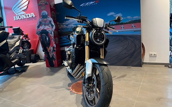 Gebrauchtmotorrad Honda CB650R E-Clutch - Bild 4