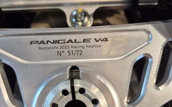Neufahrzeug Ducati Panigale V4 - Bild 10