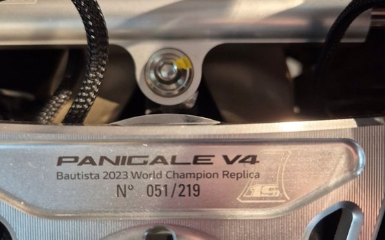 Neufahrzeug Ducati Panigale V4 - Bild 8