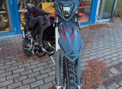 Neufahrzeug Beta RR 125 4T LC Enduro - Bild 7