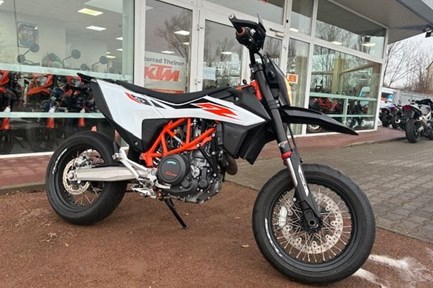 KTM 690 SMC R