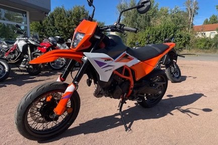 KTM 390 SMC R