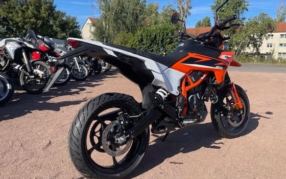 Neufahrzeug KTM 125 SMC R - Bild 2
