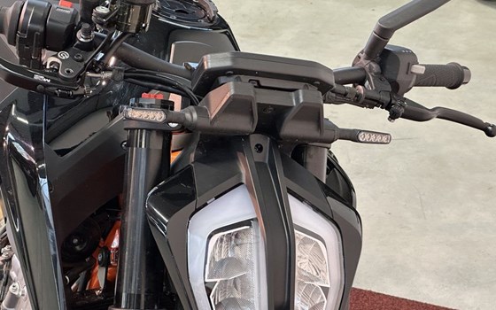 Gebrauchtmotorrad KTM 890 Duke R - Bild 12