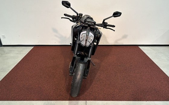 Gebrauchtmotorrad KTM 890 Duke R - Bild 3