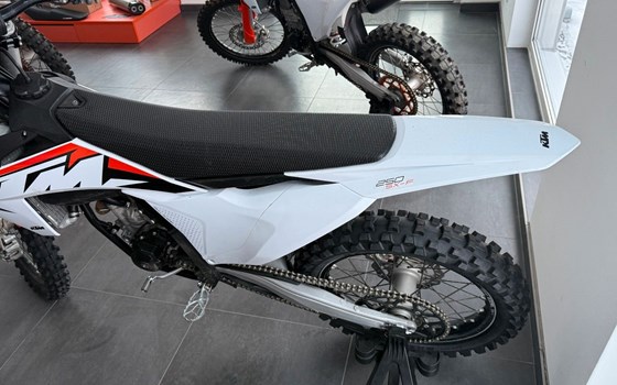 Gebrauchtmotorrad KTM 250 SX-F - Bild 5