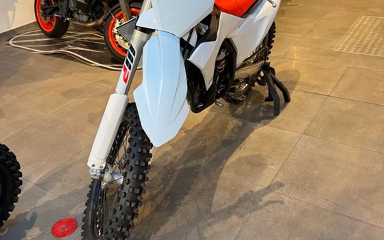 Gebrauchtmotorrad KTM 250 SX-F - Bild 2