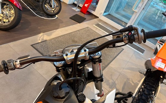 Gebrauchtmotorrad KTM 250 SX-F - Bild 4