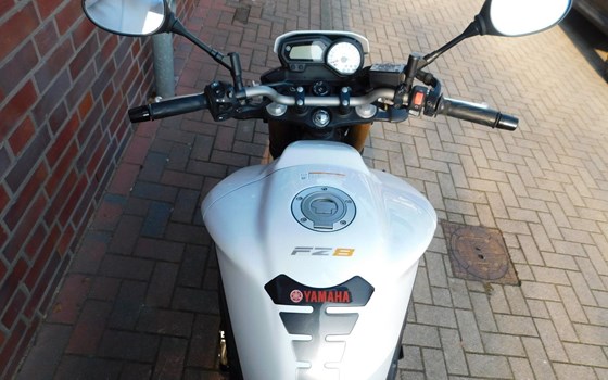 Gebrauchtmotorrad Yamaha FZ-8N - Bild 11