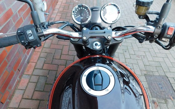 Gebrauchtmotorrad Kawasaki Z900 RS - Bild 12