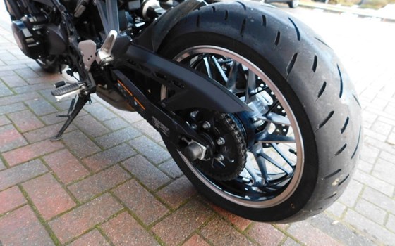 Gebrauchtmotorrad Kawasaki Z900 RS - Bild 8