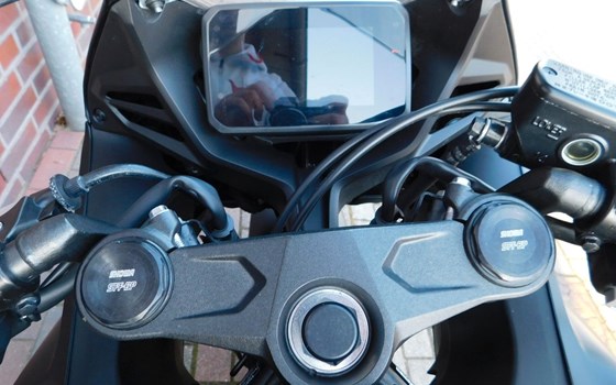 Gebrauchtmotorrad Honda CBR650R E-Clutch - Bild 13