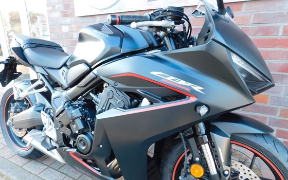 Gebrauchtmotorrad Honda CBR650R E-Clutch - Bild 16