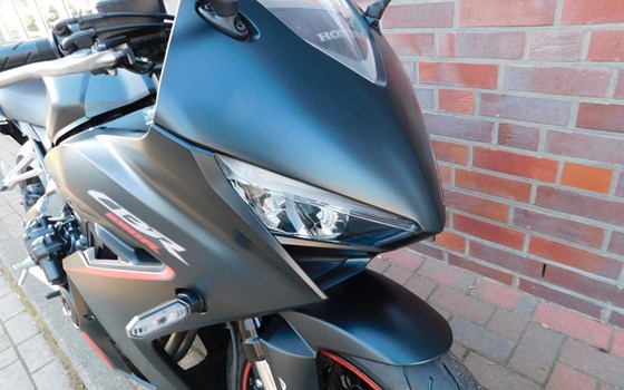 Gebrauchtmotorrad Honda CBR650R E-Clutch - Bild 5