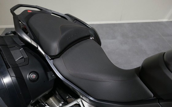 Gebrauchtmotorrad Ducati Multistrada 1200 S Touring - Bild 5