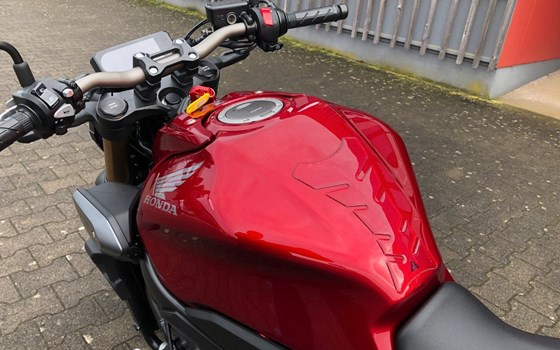 Gebrauchtmotorrad Honda CB650R - Bild 7