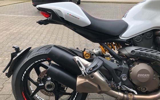 Gebrauchtmotorrad Ducati Monster 1200 S - Bild 12