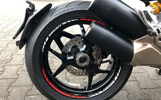 Gebrauchtmotorrad Ducati Monster 1200 S - Bild 21