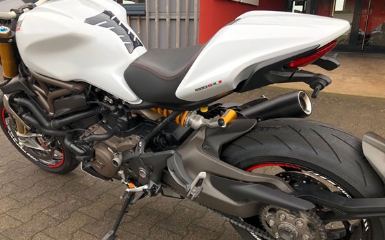 Gebrauchtmotorrad Ducati Monster 1200 S - Bild 3