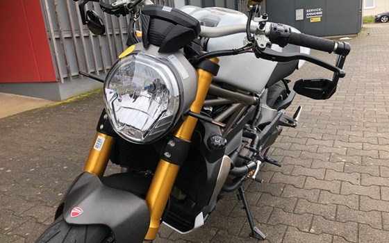 Gebrauchtmotorrad Ducati Monster 1200 S - Bild 8