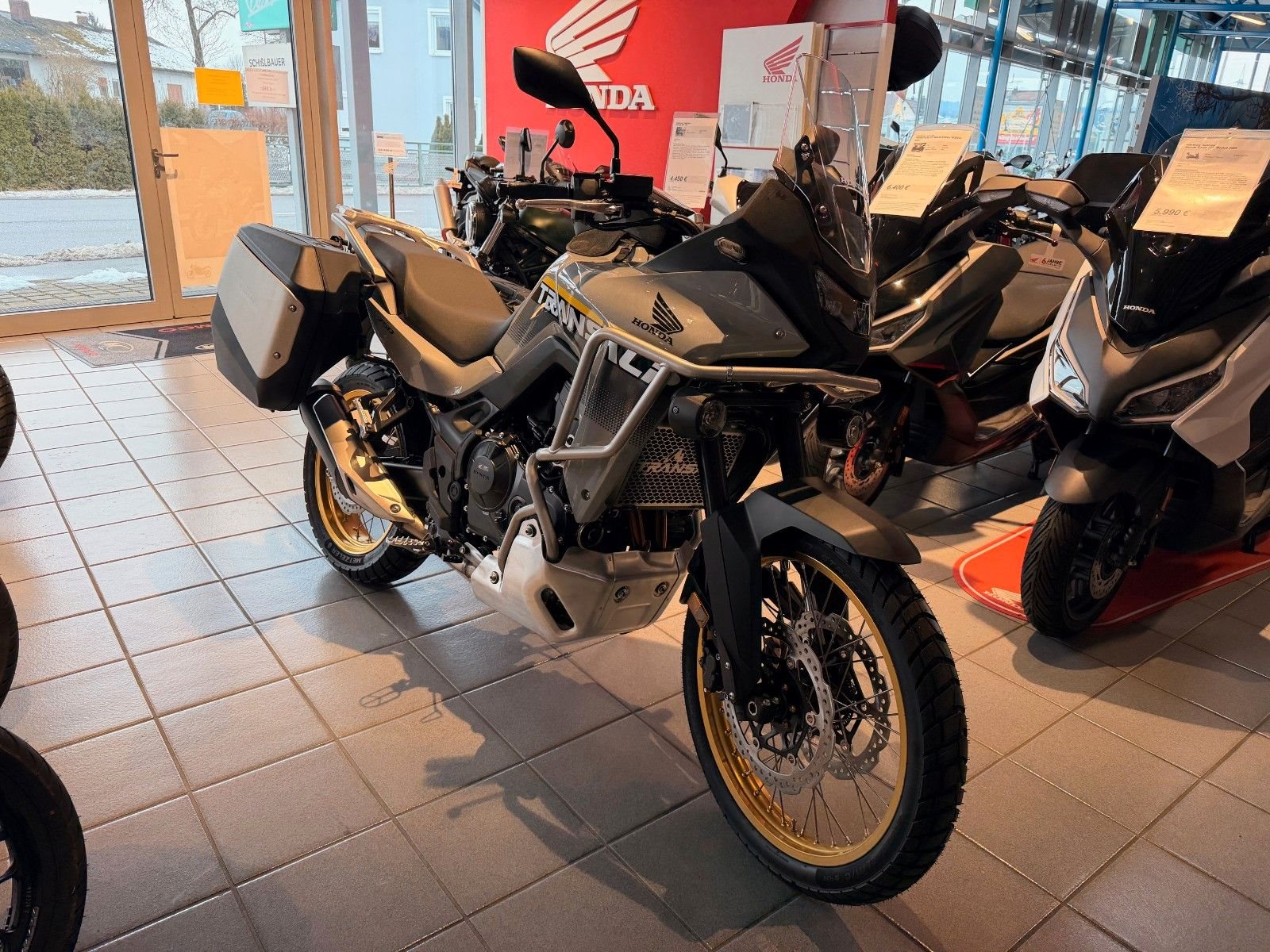 Honda XL750 Transalp