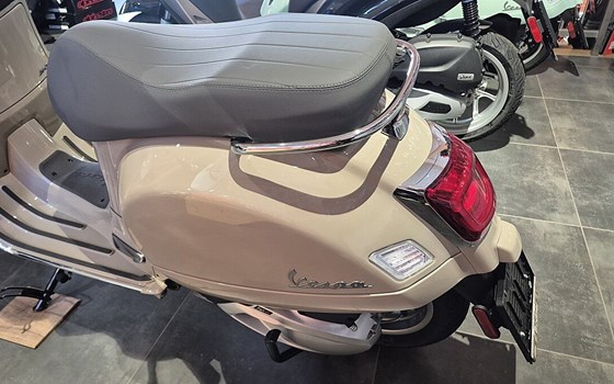 Neufahrzeug Vespa GTS 310 - Bild 4