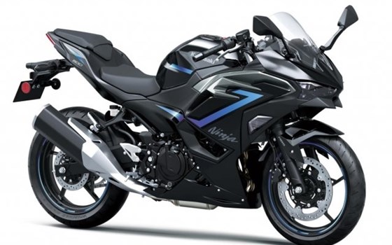 Neufahrzeug Kawasaki Ninja 500 SE - Bild 1