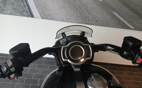 Neufahrzeug Triumph Rocket 3 Storm GT - Bild 8