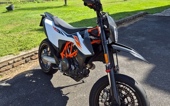 Gebrauchtmotorrad KTM 690 SMC R - Bild 2