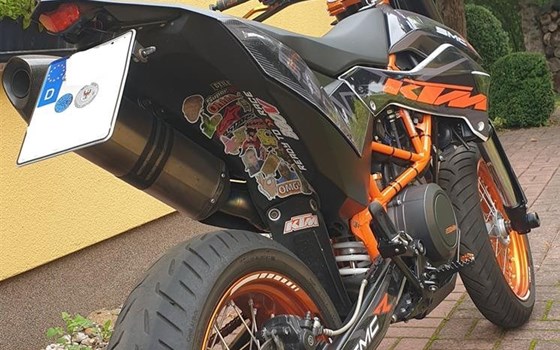 Gebrauchtmotorrad KTM 690 SMC R - Bild 3