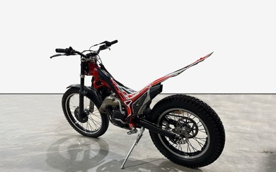 Gebrauchtmotorrad Beta Evo 250 - Bild 3